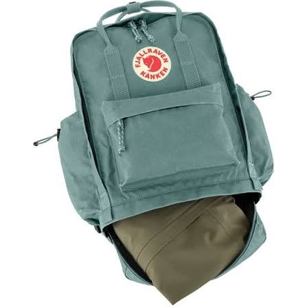 Kånken Outlong, compartiment zippé du fond ouvert