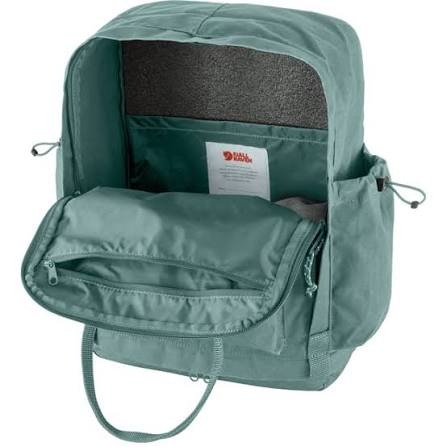 Kånken Outlong ouvert, compartiment principal et poche ordinateur